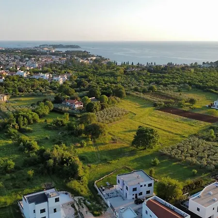 Villa Mali Mir
